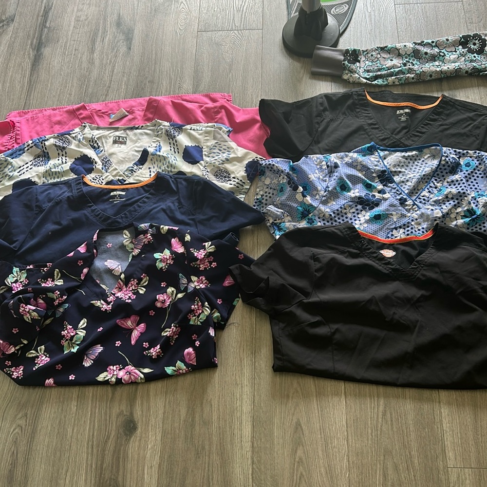 XL scrub top bundle lot